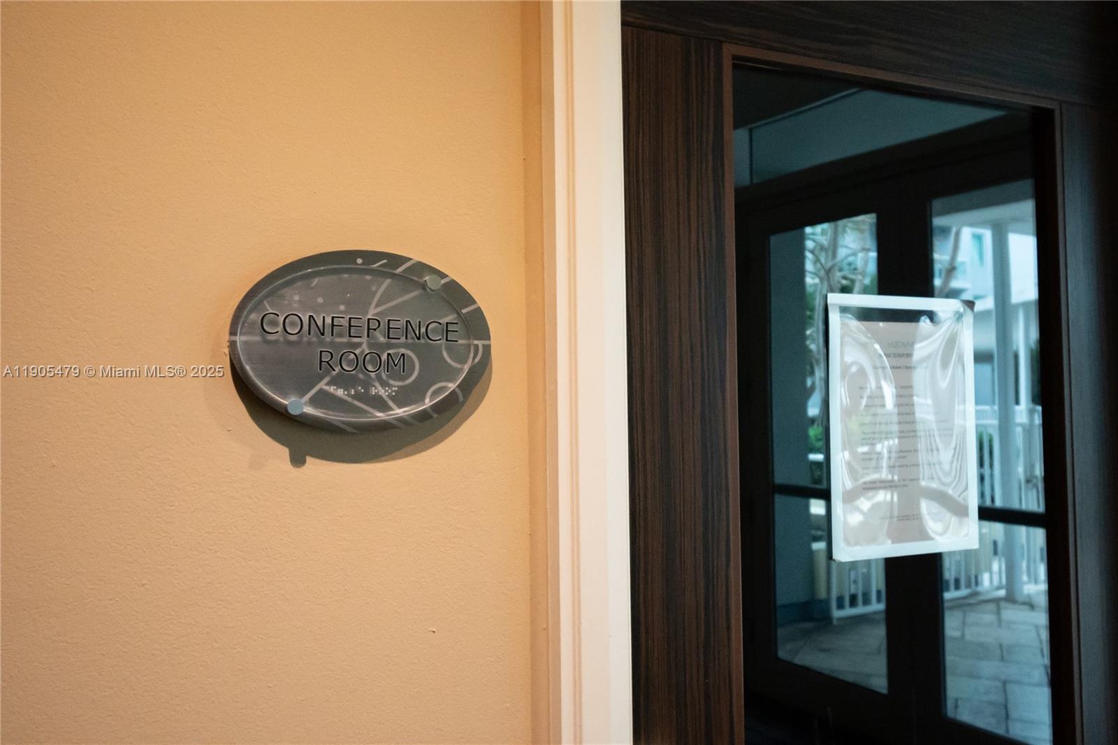 VIZCAYNE SOUTH CONDO - Residential