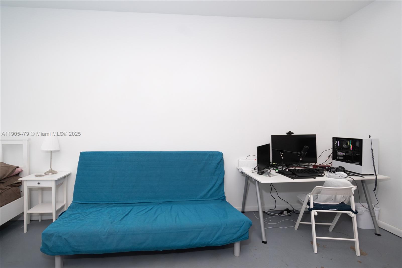 VIZCAYNE SOUTH CONDO - Residential