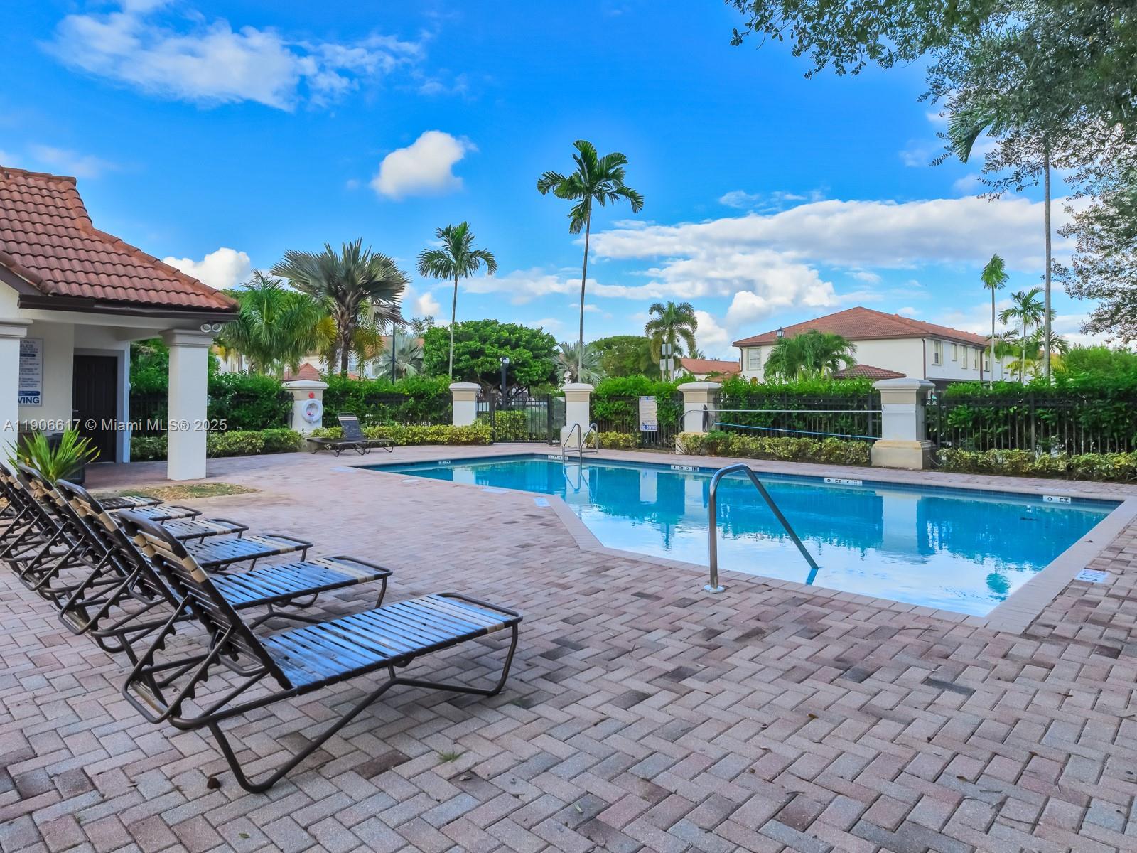 DARLINGTON PARK - Residential