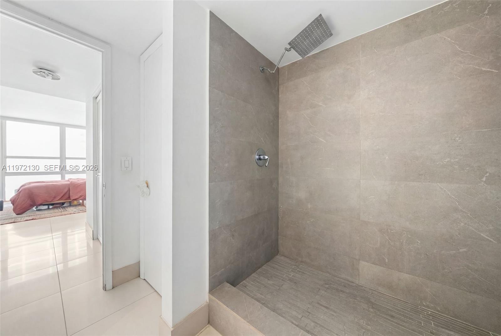 CHARTER CLUB CONDO - Residential