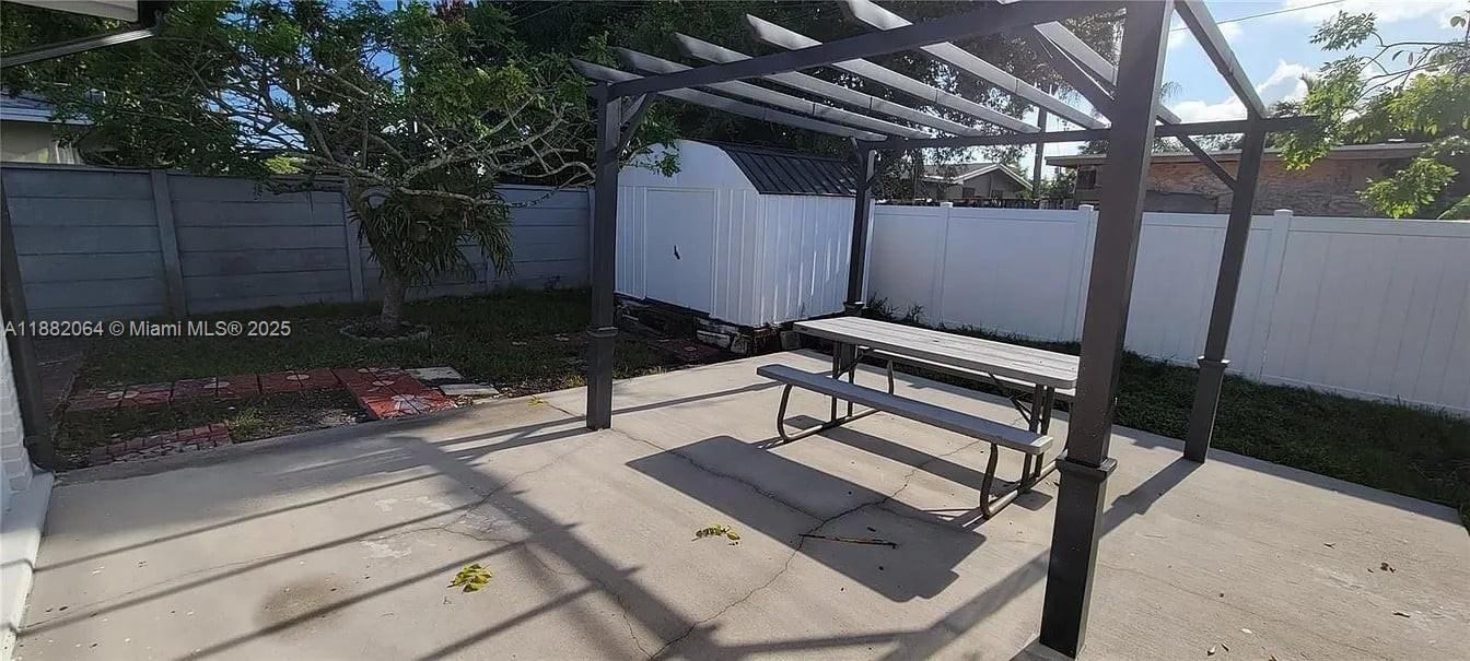 MIRAMAR SEC 7 - Residential Lease