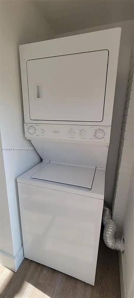 MIRAMAR SEC 7 - Residential Lease