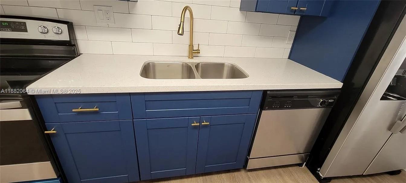 MIRAMAR SEC 7 - Residential Lease