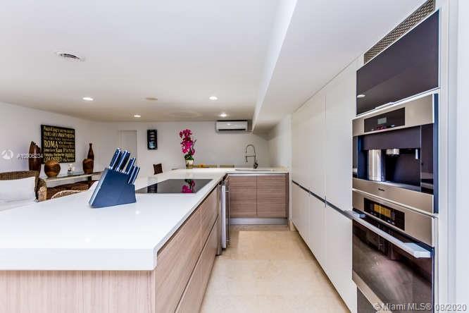 SUNRISE HARBOUR REV PL - Residential