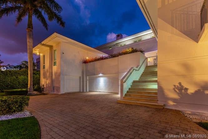 SUNRISE HARBOUR REV PL - Residential