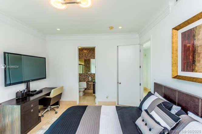 SUNRISE HARBOUR REV PL - Residential