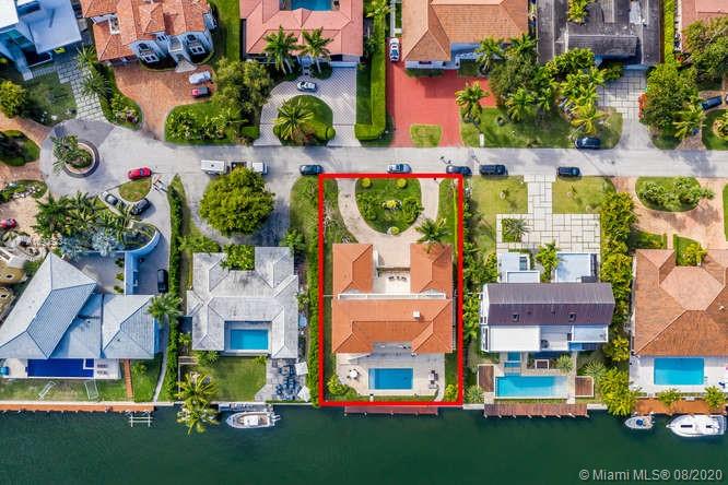 SUNRISE HARBOUR REV PL - Residential