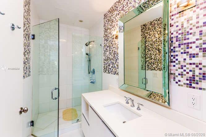 SUNRISE HARBOUR REV PL - Residential