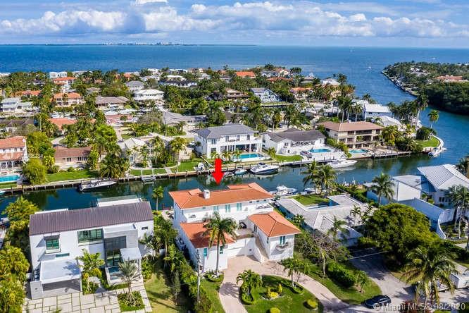 SUNRISE HARBOUR REV PL - Residential