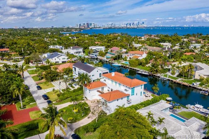 SUNRISE HARBOUR REV PL - Residential