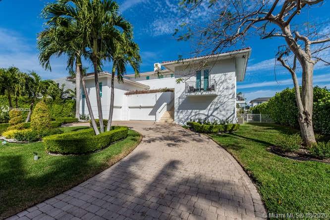 SUNRISE HARBOUR REV PL - Residential