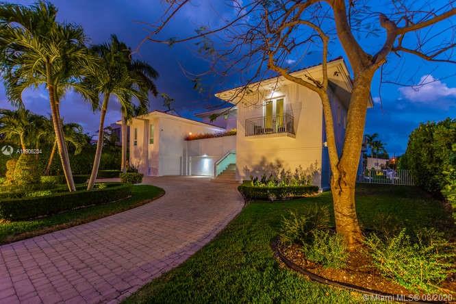 SUNRISE HARBOUR REV PL - Residential