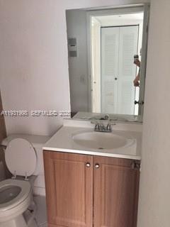 851 NE 207th Ln 103-13