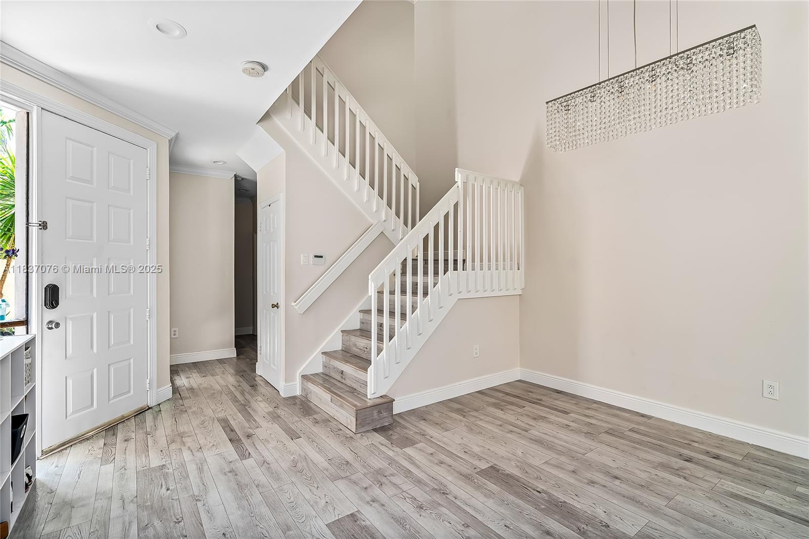 SPINNAKER BAY - Residential Lease