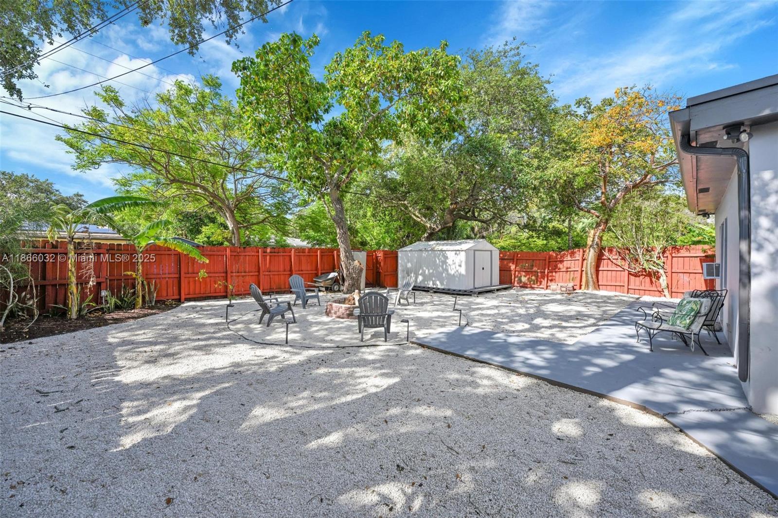 OAK RIDGE PARK - Residential