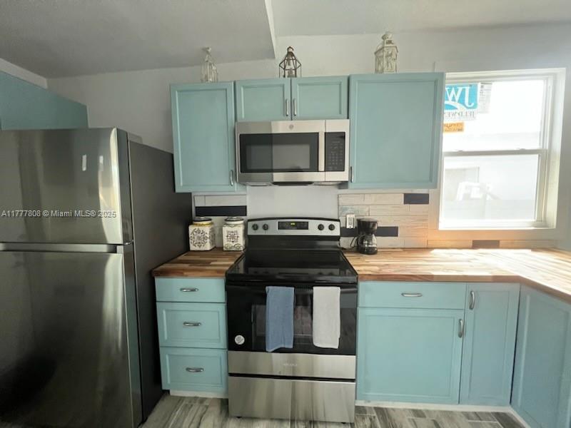 BELLCAMP MANOR - Residential