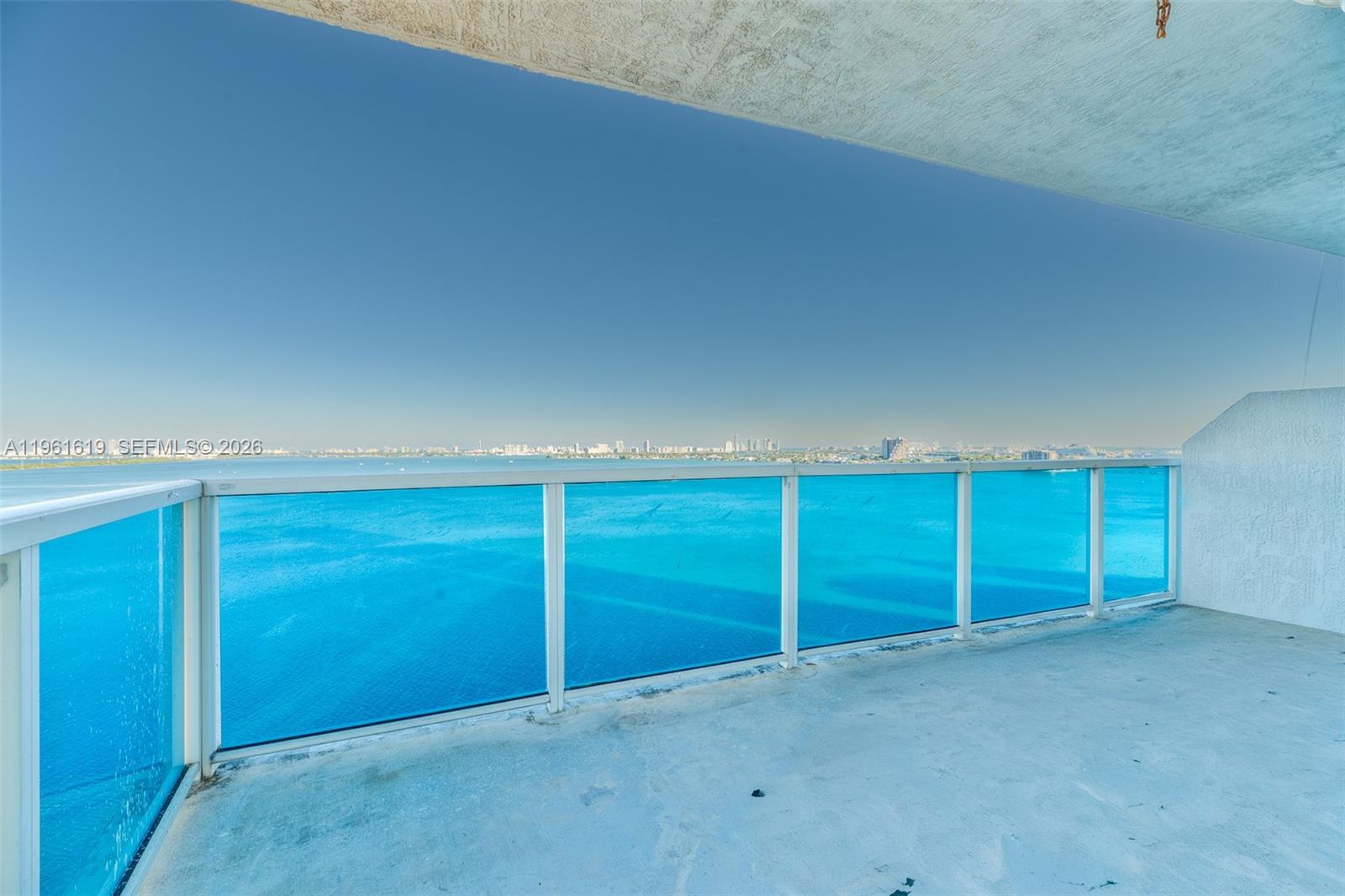 STAR LOFTS ON THE BAY CON - Residential Lease