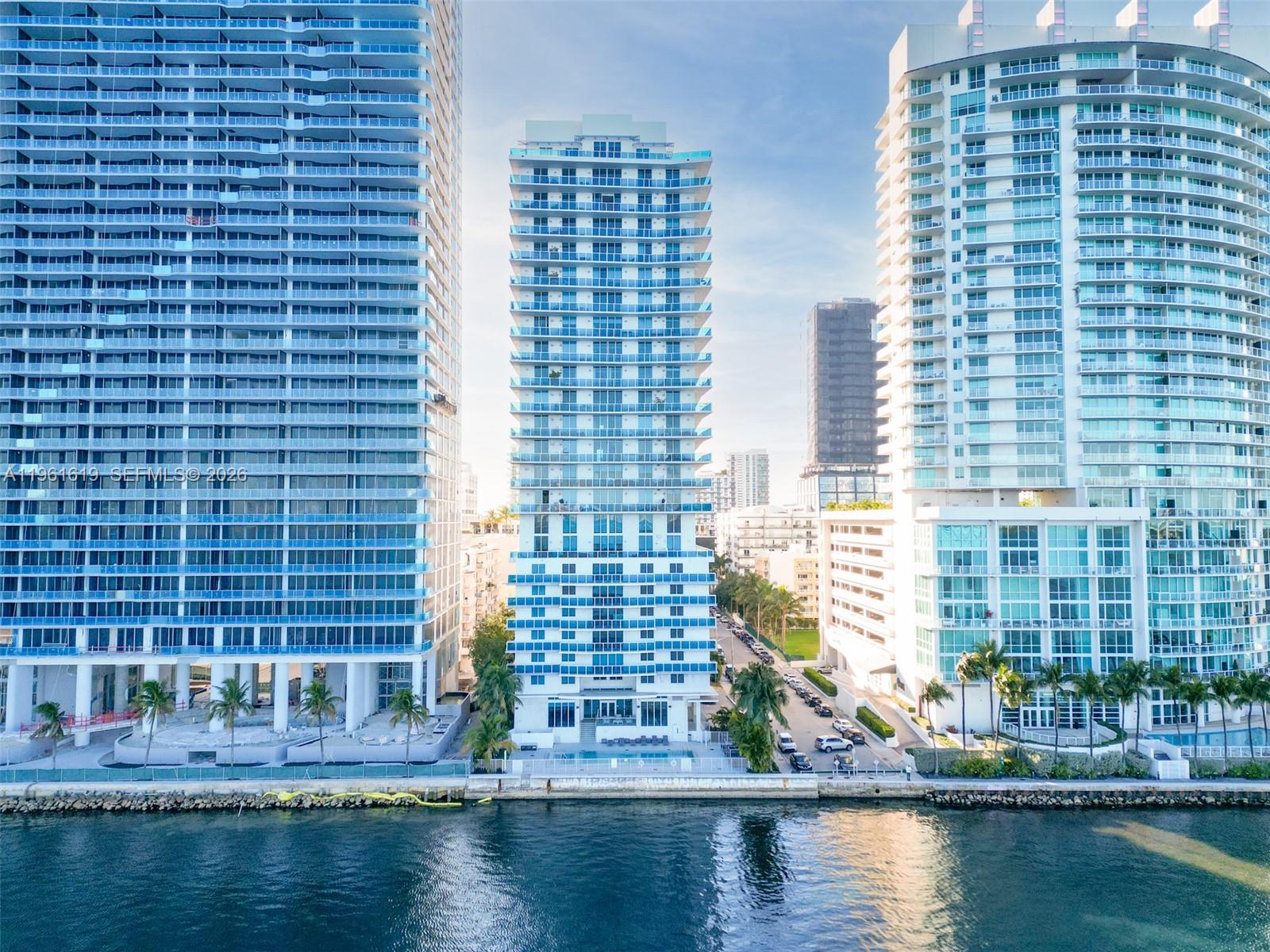 STAR LOFTS ON THE BAY CON - Residential Lease