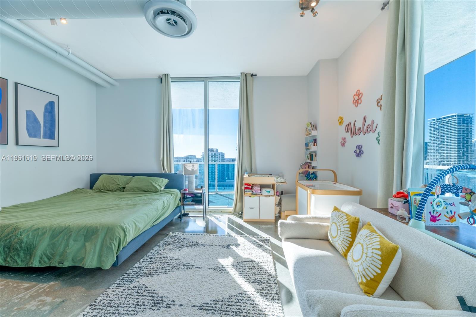 STAR LOFTS ON THE BAY CON - Residential Lease