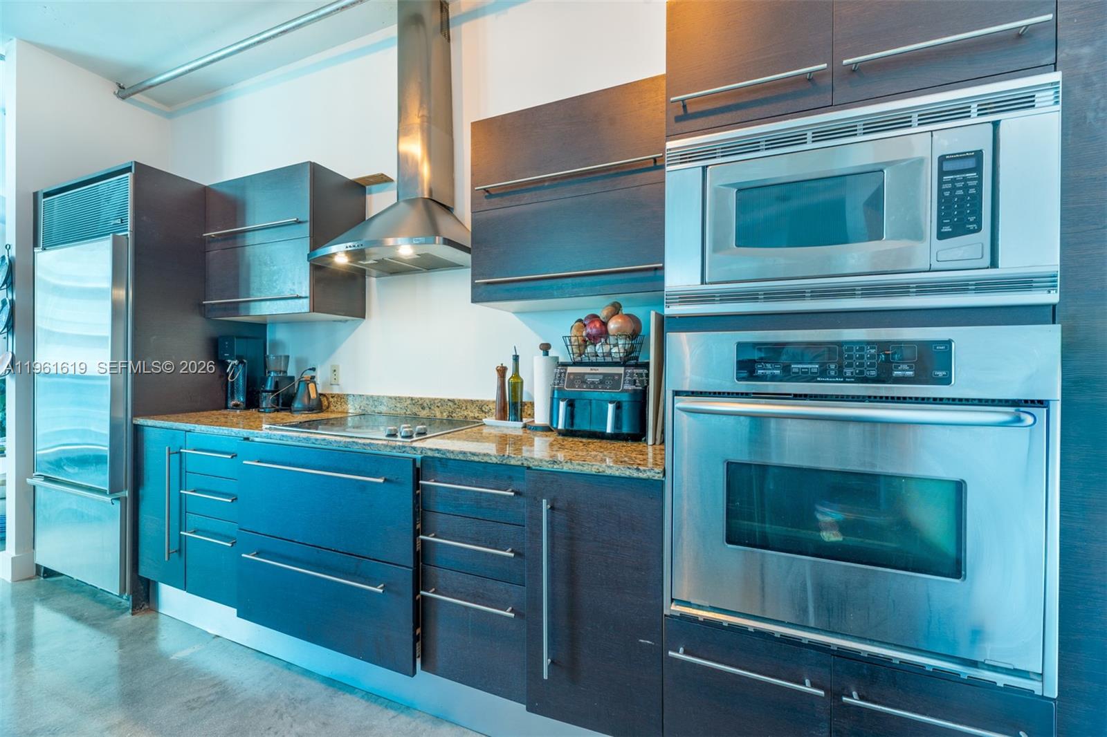 STAR LOFTS ON THE BAY CON - Residential Lease
