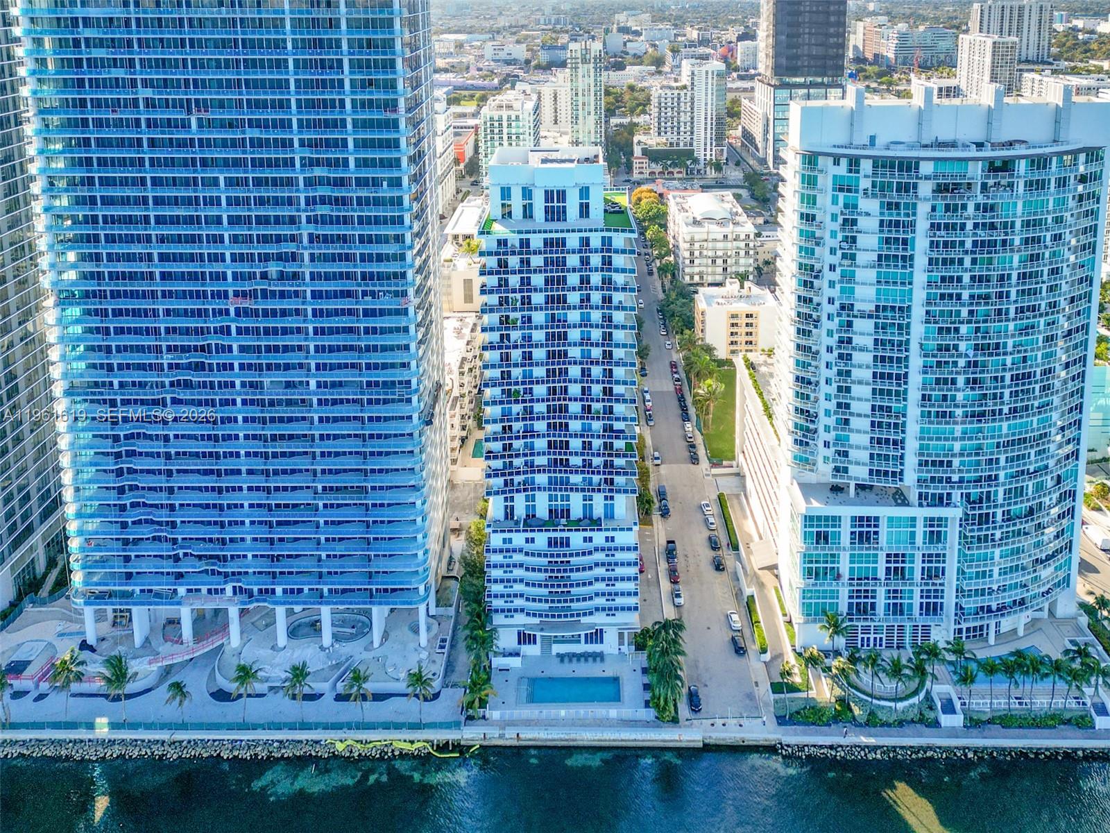 STAR LOFTS ON THE BAY CON - Residential Lease