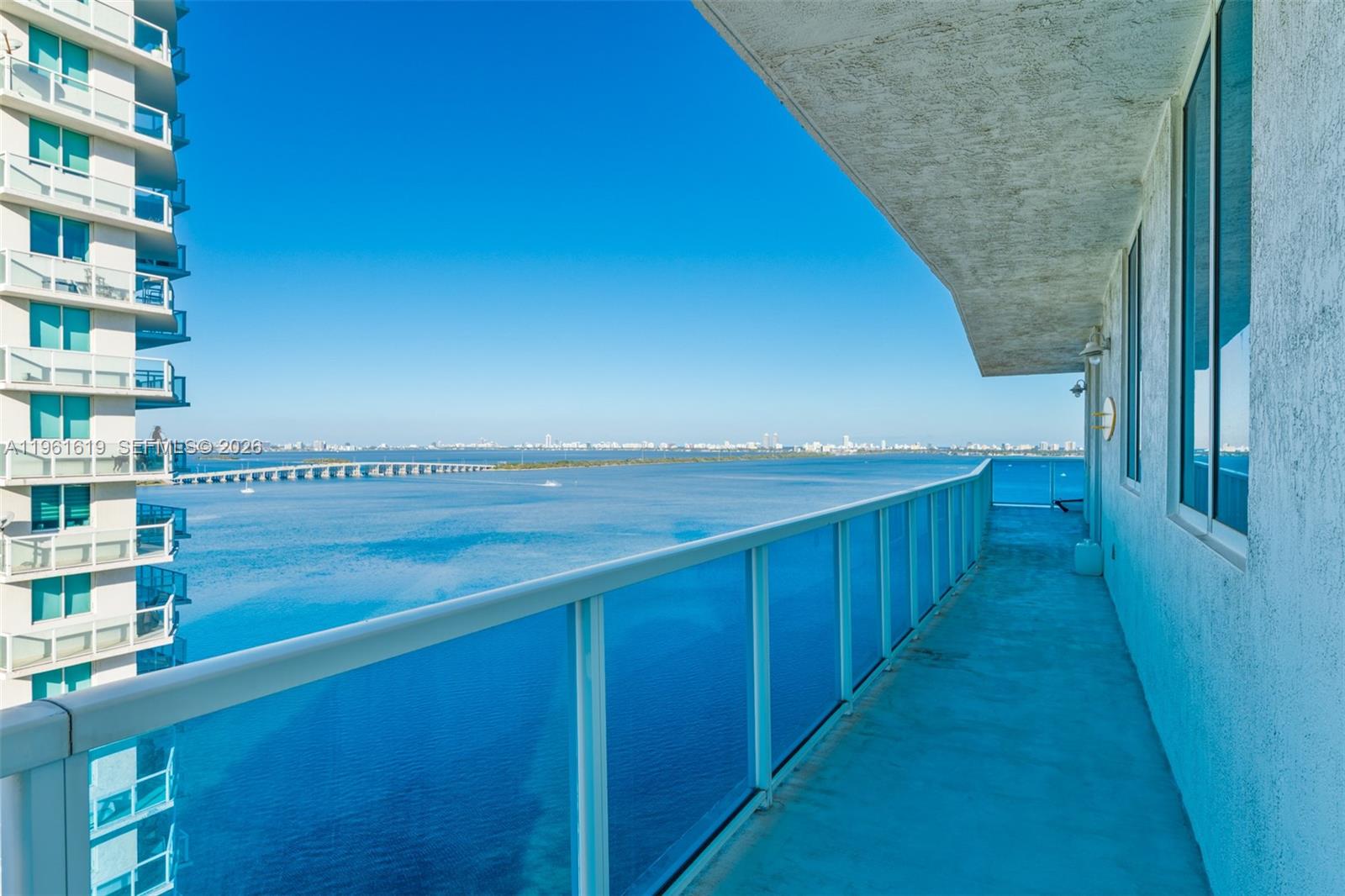 STAR LOFTS ON THE BAY CON - Residential Lease