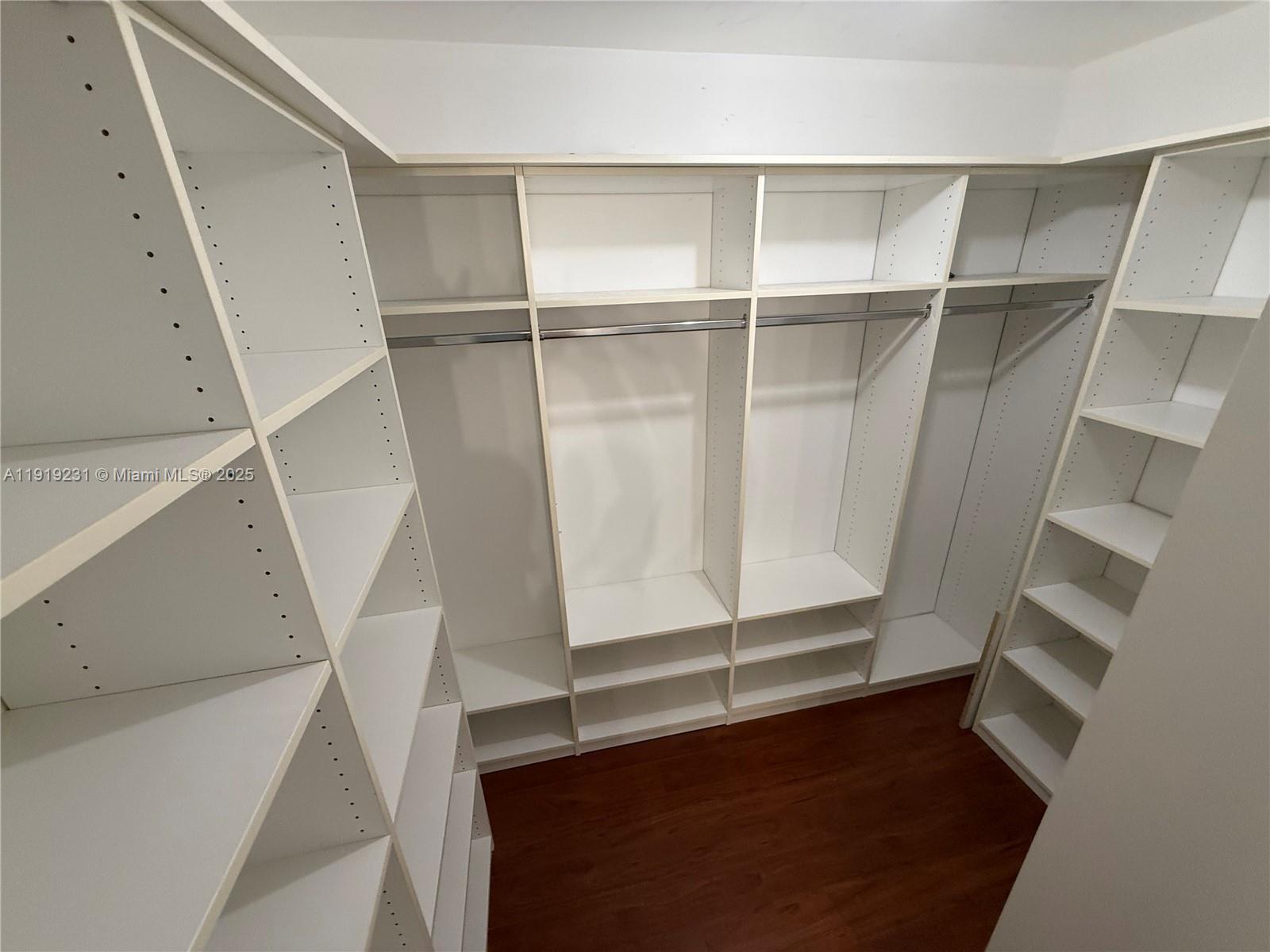 CONDO 11 OF WHITEHALL CON - Residential Lease