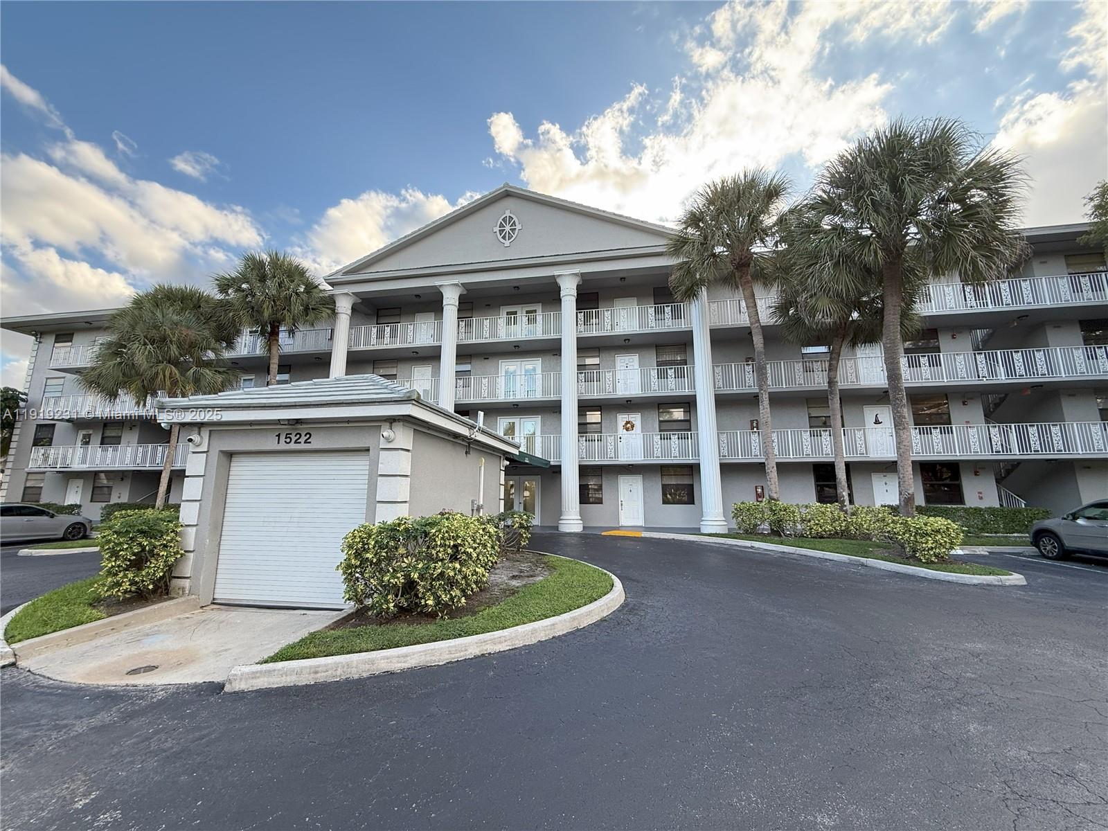 CONDO 11 OF WHITEHALL CON - Residential Lease