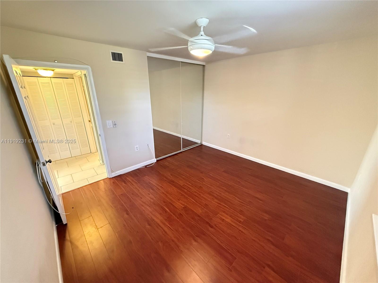 CONDO 11 OF WHITEHALL CON - Residential Lease