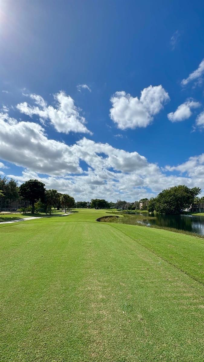 CONDO 11 OF WHITEHALL CON - Residential Lease