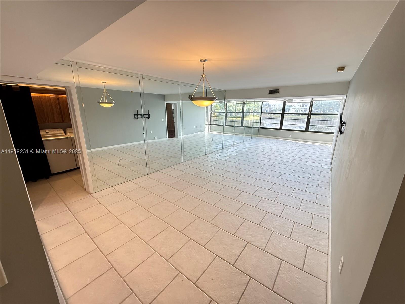 CONDO 11 OF WHITEHALL CON - Residential Lease