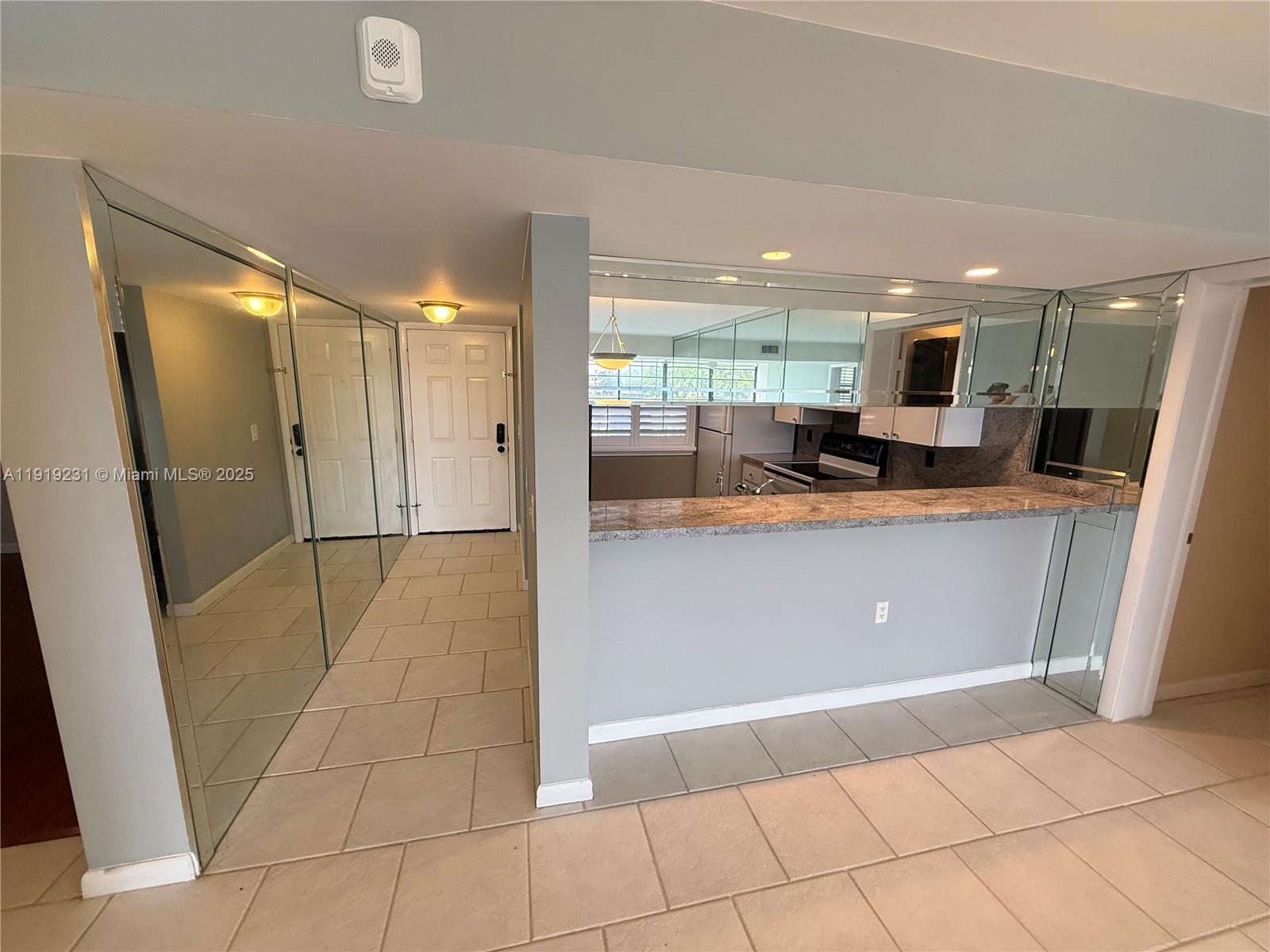 CONDO 11 OF WHITEHALL CON - Residential Lease