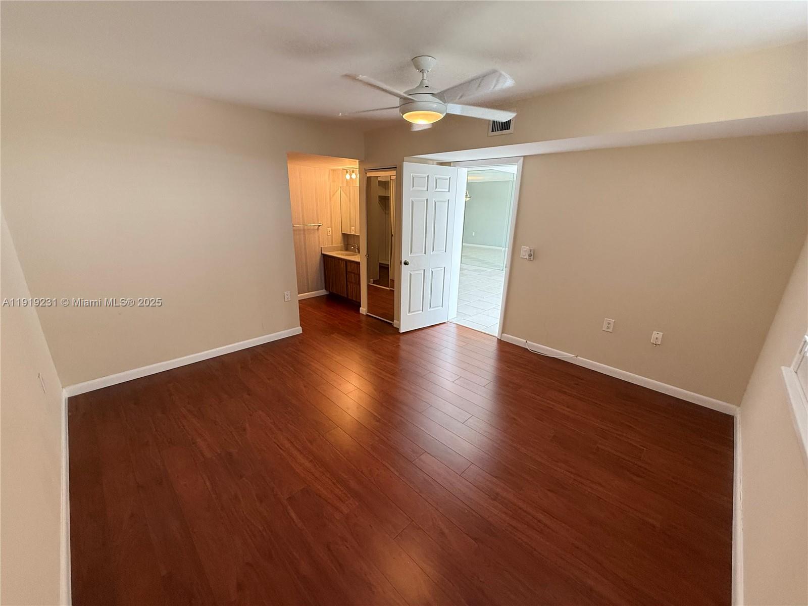 CONDO 11 OF WHITEHALL CON - Residential Lease