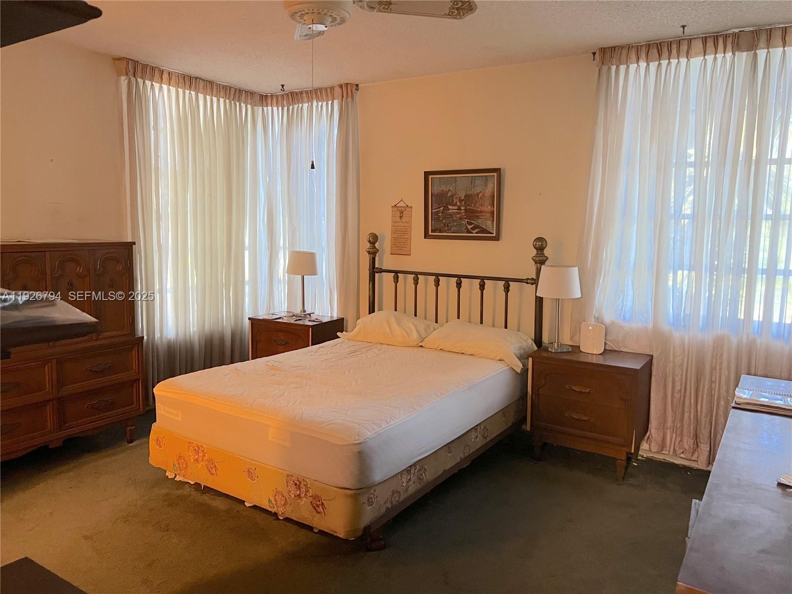 LAKE PARK CONDO NO 1 - BL - Residential