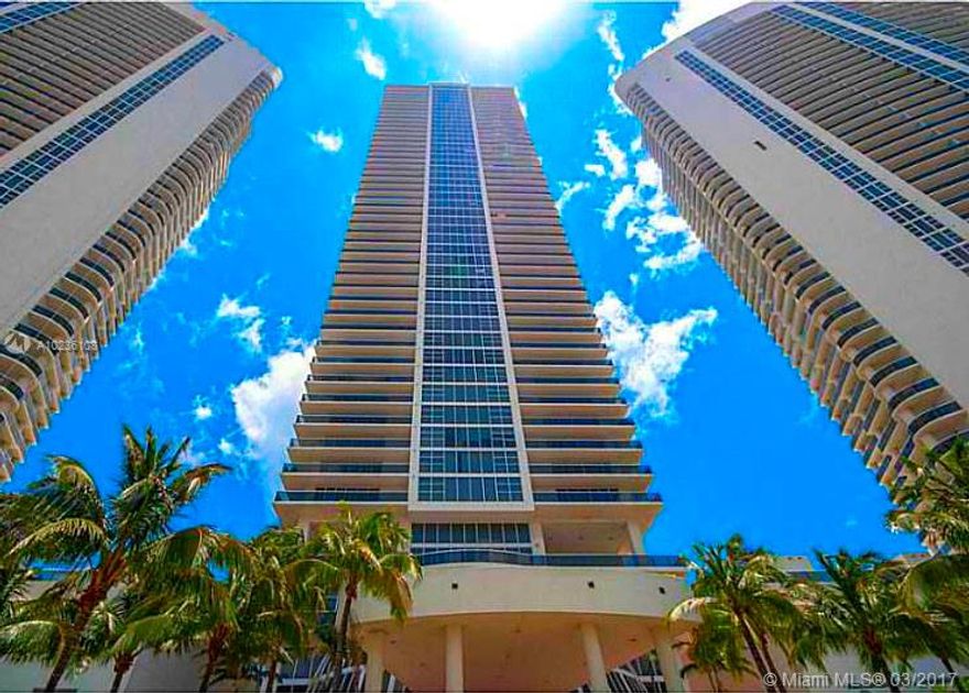 LUXURY BUILDING. SPACIOUS 2 BED/ 3 BATH + DEN WITH AMAZING OCEAN VIEWS IN THE BEACH CLUB. EUROPEAN STYLE KITCHEN AND GRANITE COUNTER TOPS, FINISHED CLOSETS. SPACIOUS MASTER BATH-DOUBLE SINK IN MASTER WITH ROMAN TUB AND SEPARATE WALK-IN SHOWERS.  FLOOR TO CEILING WINDOWS AND SLIDING GLASS DOORS. FULL SERVICE OCEANFRONT BUIDLING, 5 STAR AMENITIES, HEATED POOLS, SPA, SAUNA/STEAM ROOM, STATE OF THE ART GYM, OCEANFRONT CAFE, BEACH SERVICE. THIS UNIT IS RENTED FOR SEASON UNTIL JULY 31ST 2017 FOR $5500!