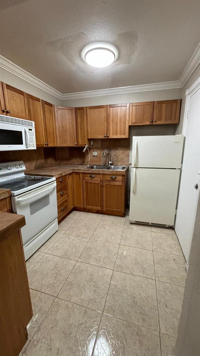 CHELSEA BAYVIEW CONDO - Residential Lease