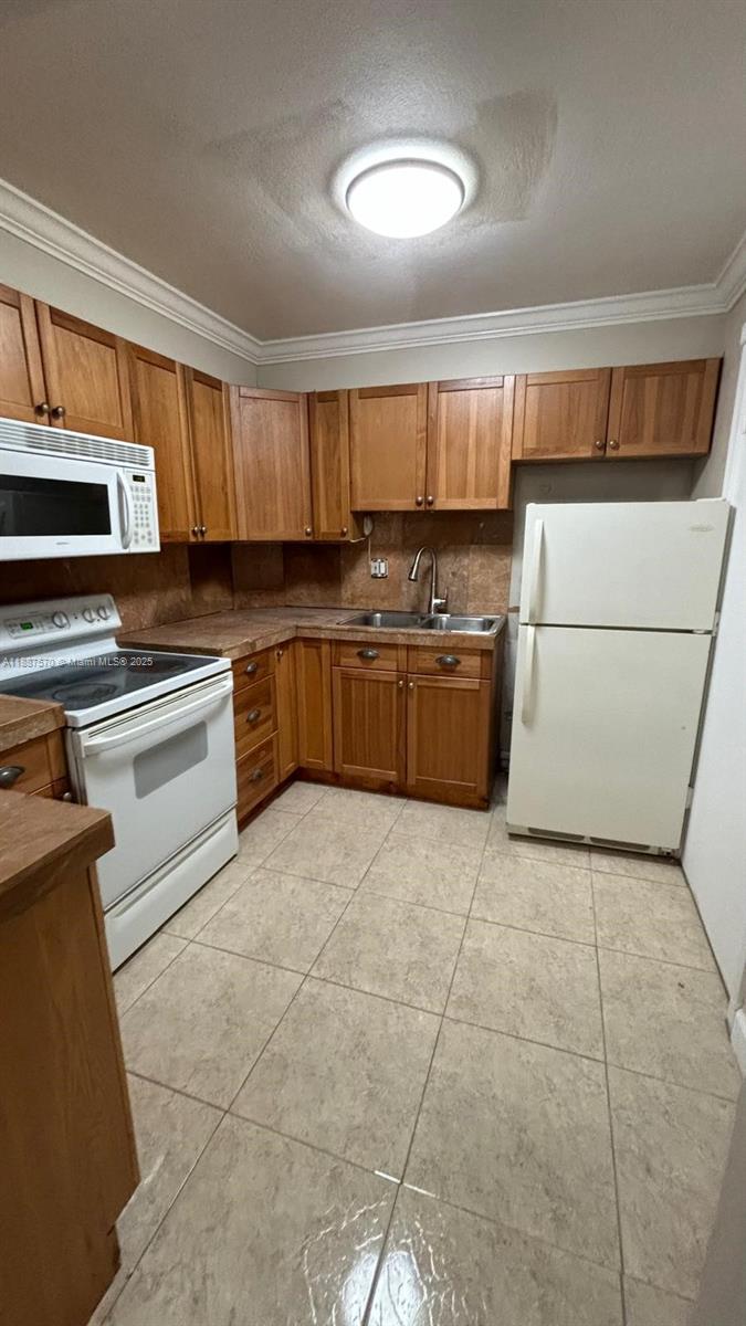 CHELSEA BAYVIEW CONDO - Residential Lease