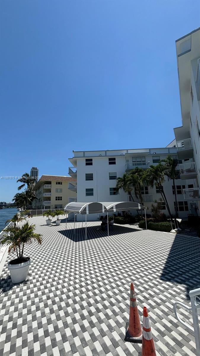 CHELSEA BAYVIEW CONDO - Residential Lease