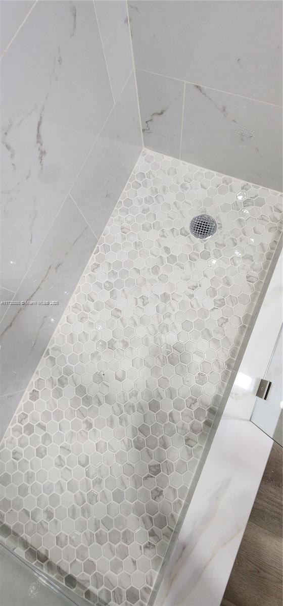 RIVER MANOR CONDO - Residential