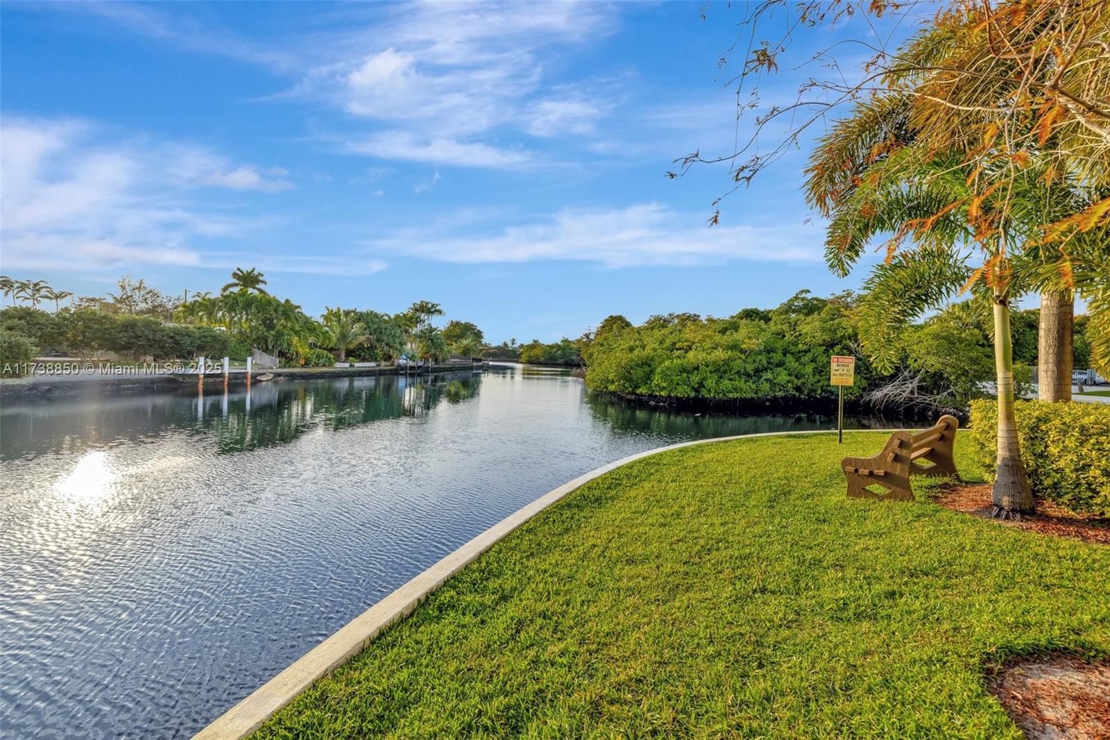 RIVER MANOR CONDO - Residential