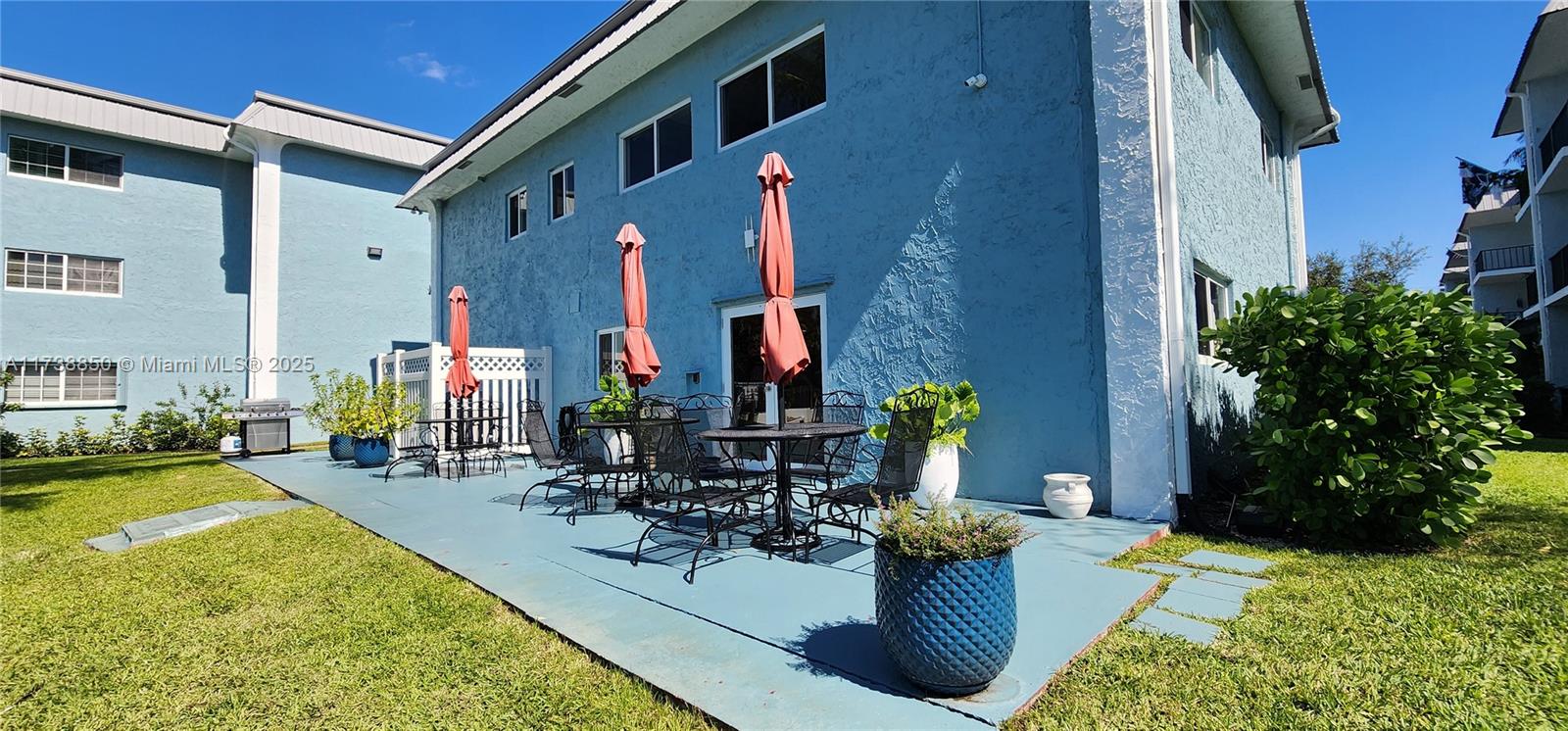 RIVER MANOR CONDO - Residential