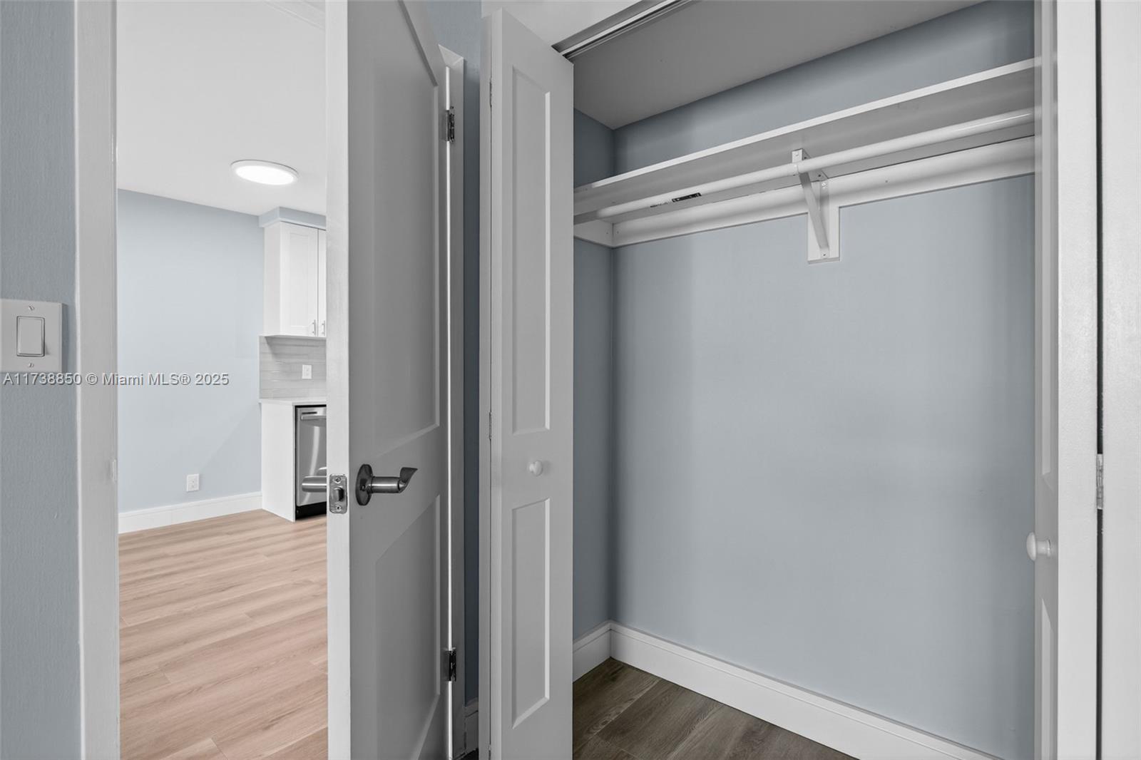 RIVER MANOR CONDO - Residential