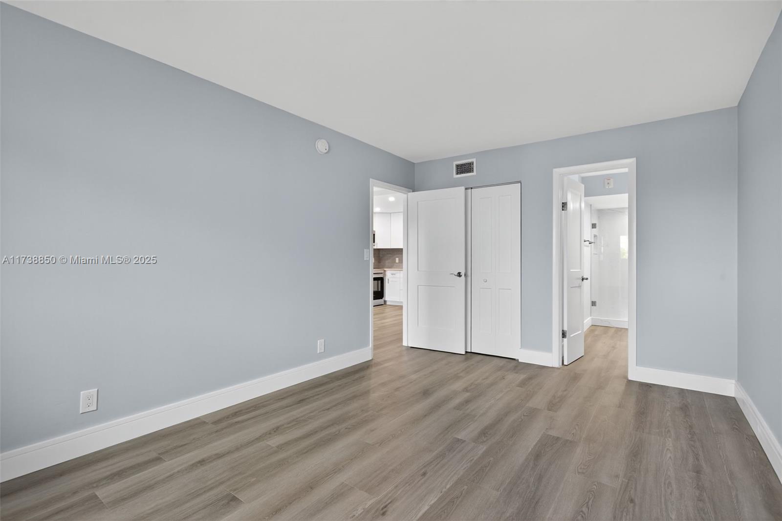 RIVER MANOR CONDO - Residential