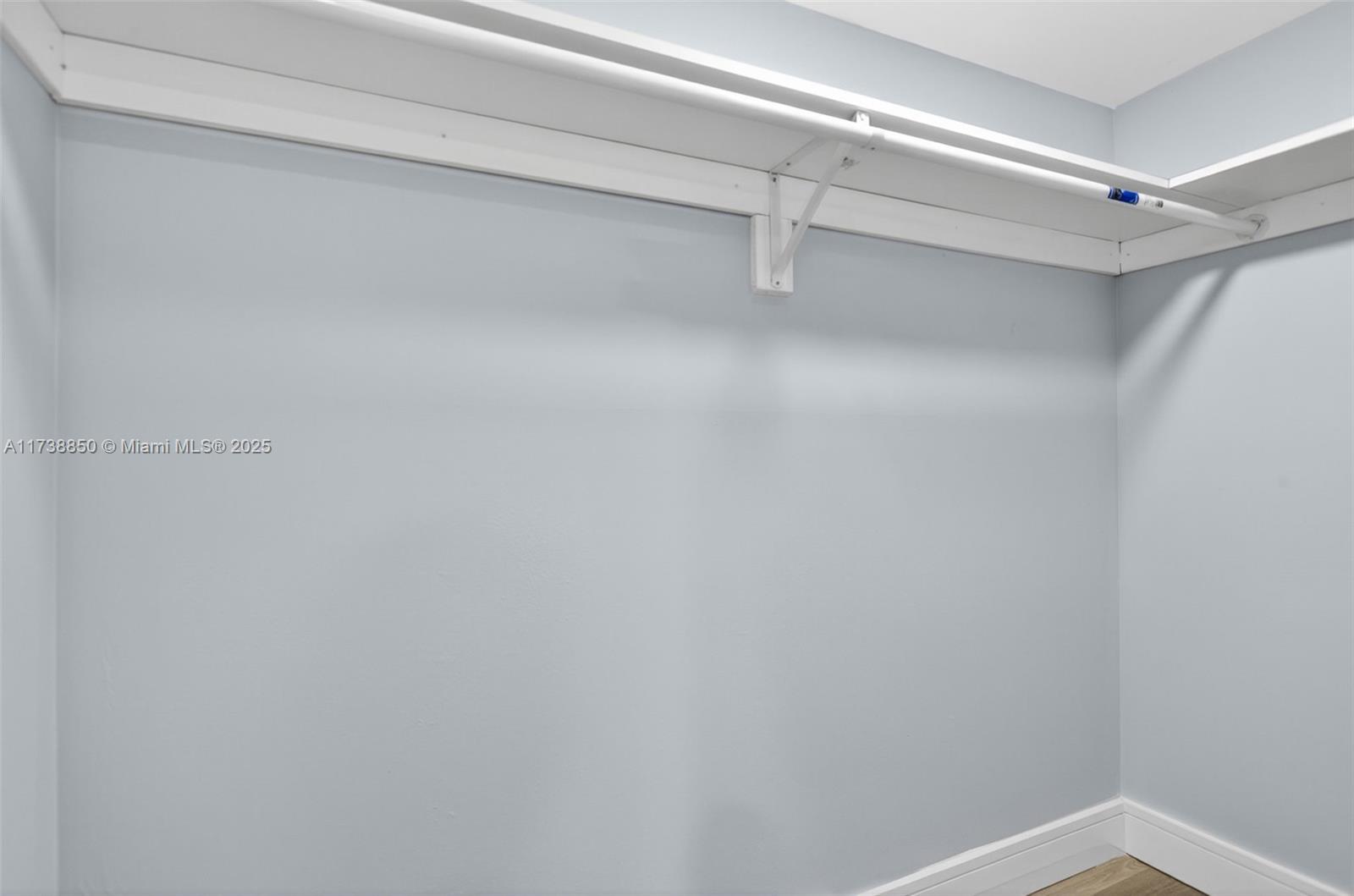 RIVER MANOR CONDO - Residential