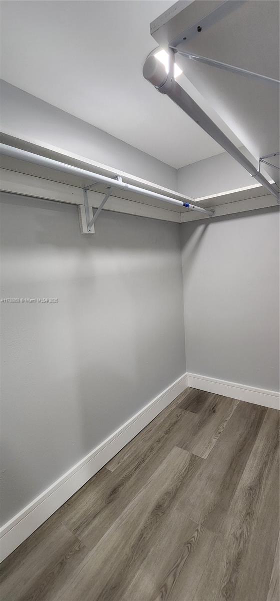 RIVER MANOR CONDO - Residential