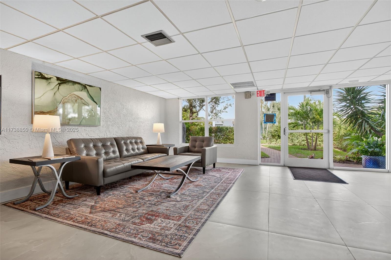 RIVER MANOR CONDO - Residential