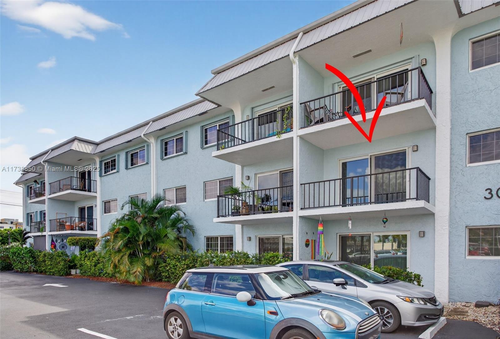 RIVER MANOR CONDO - Residential