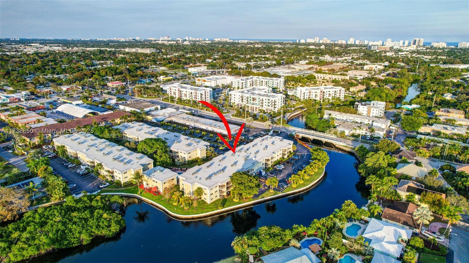 RIVER MANOR CONDO - Residential