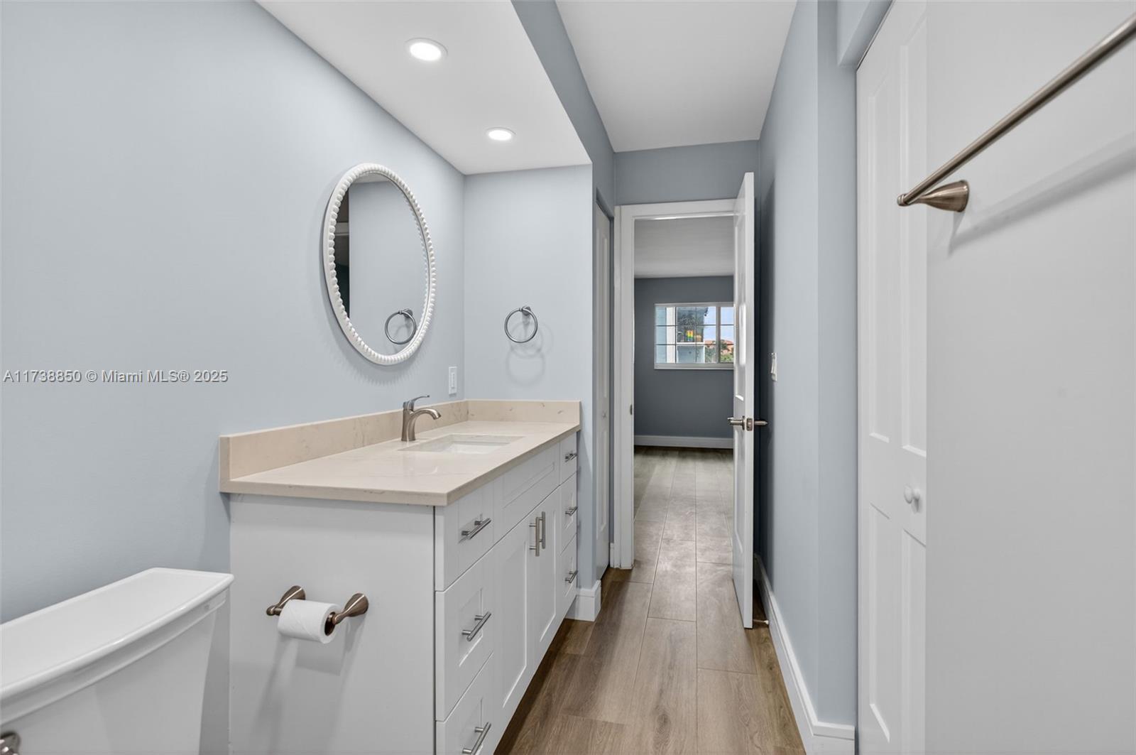 RIVER MANOR CONDO - Residential