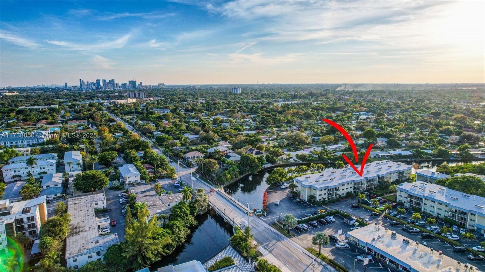 RIVER MANOR CONDO - Residential